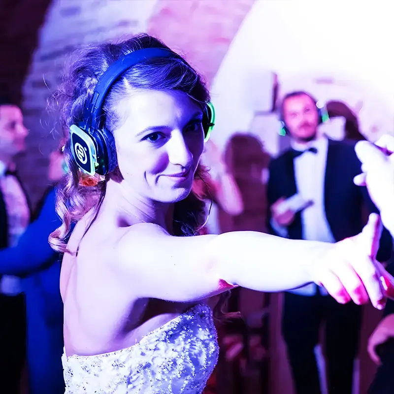 Silent wedding — silent disco per matrimoni